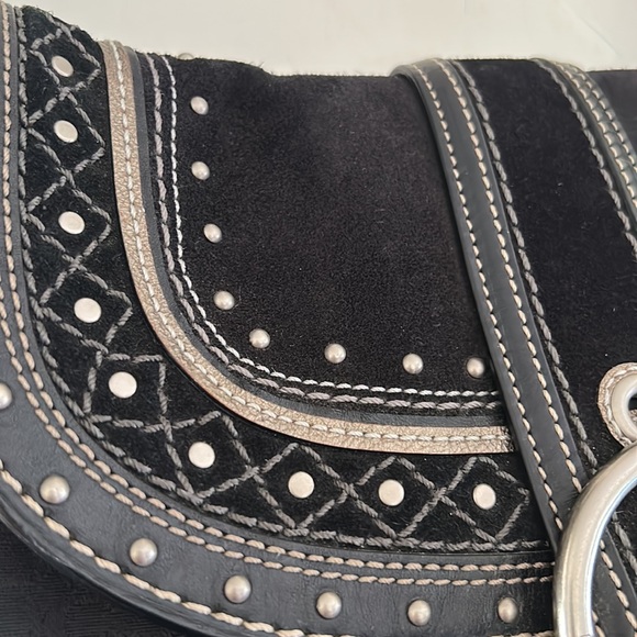 Unique coach canvas and suede purse - Picture 3 of 15